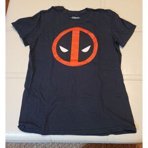 Marvel Deadpool‎ Tee Shirt men's Small